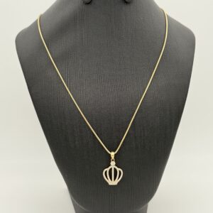 Prachtige 14 karaat ketting met kroon hanger 45 cm